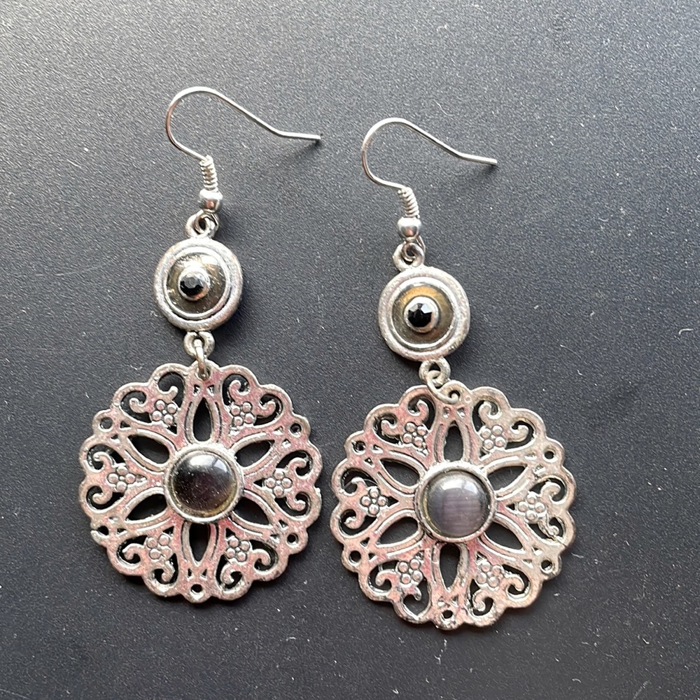 Dangly Miao silver earrings
